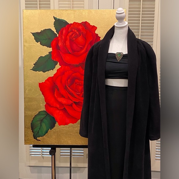 Vintage brass and green stones triangle brooch - Picture 9 of 12